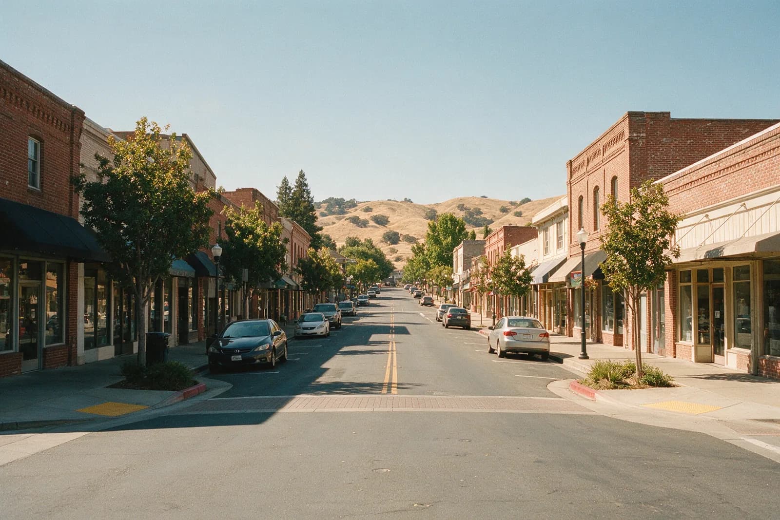 Amador serving Downtown